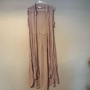 Elegant Tan Sleeveless Dress